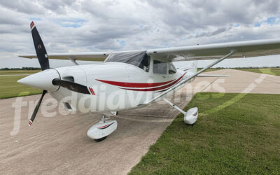 CESSNA 182 SKYLANE