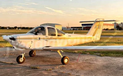 PIPER TOMAHAWK