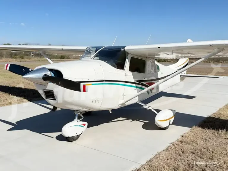 CESSNA 182 D en venta - Freddi Aviones